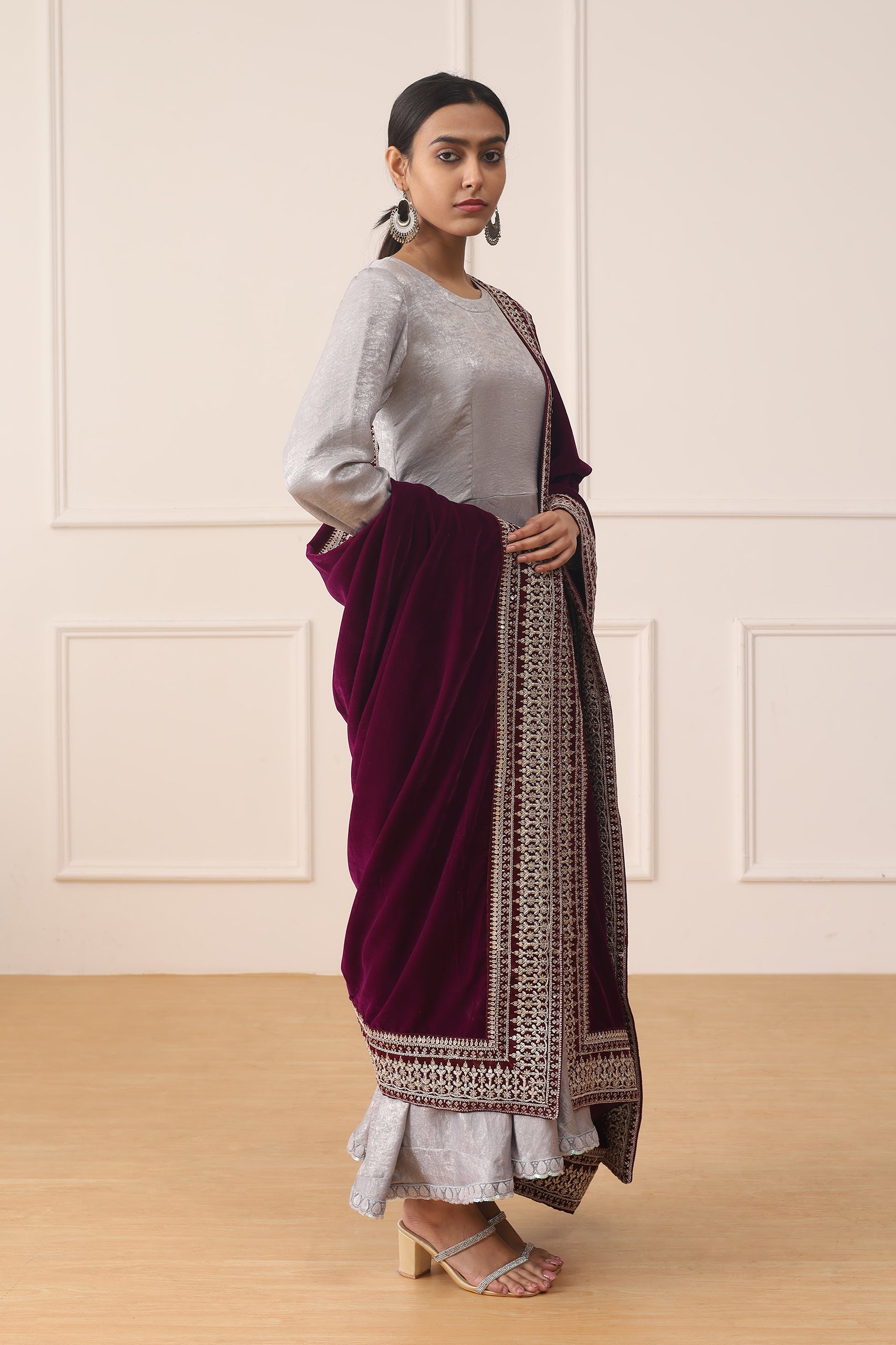 SMOKY SILVER ORCHID BLOOM ANARKALI SUIT
