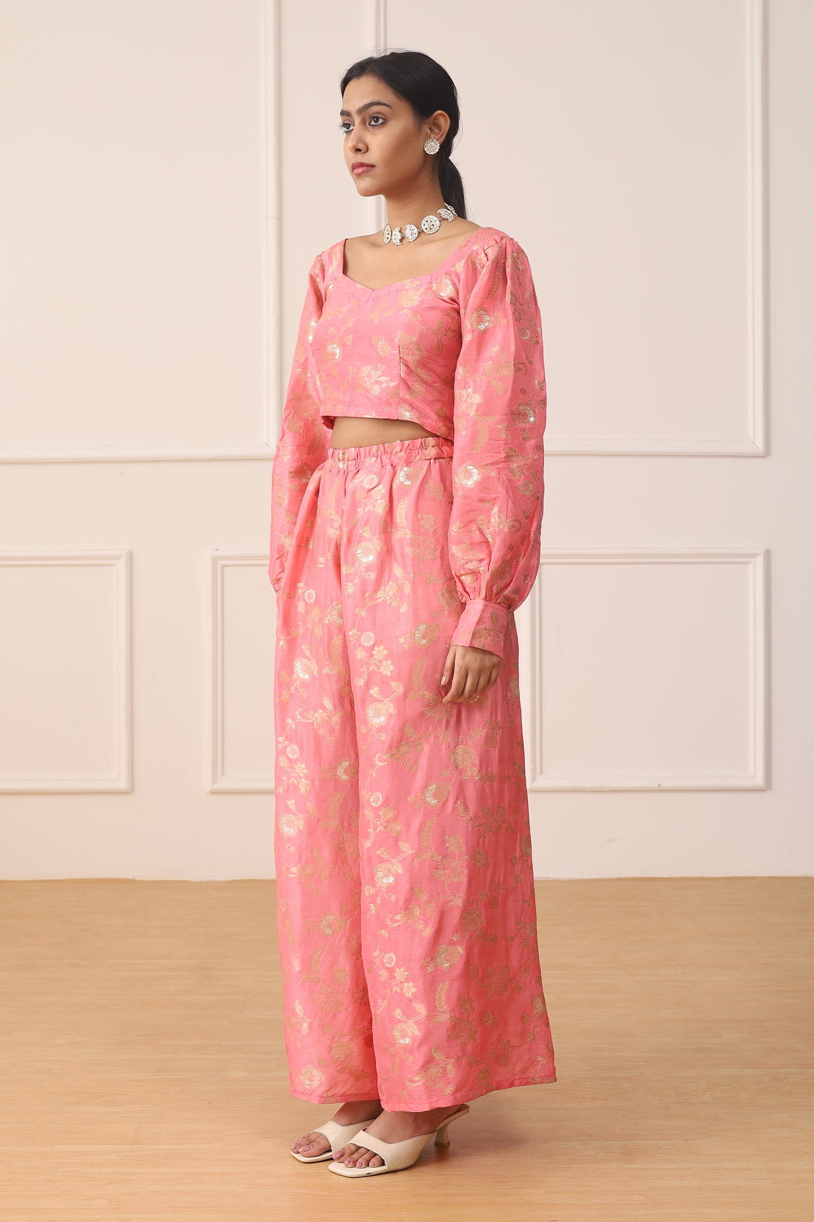 PINK PETAL DOLA JACQUARD SET